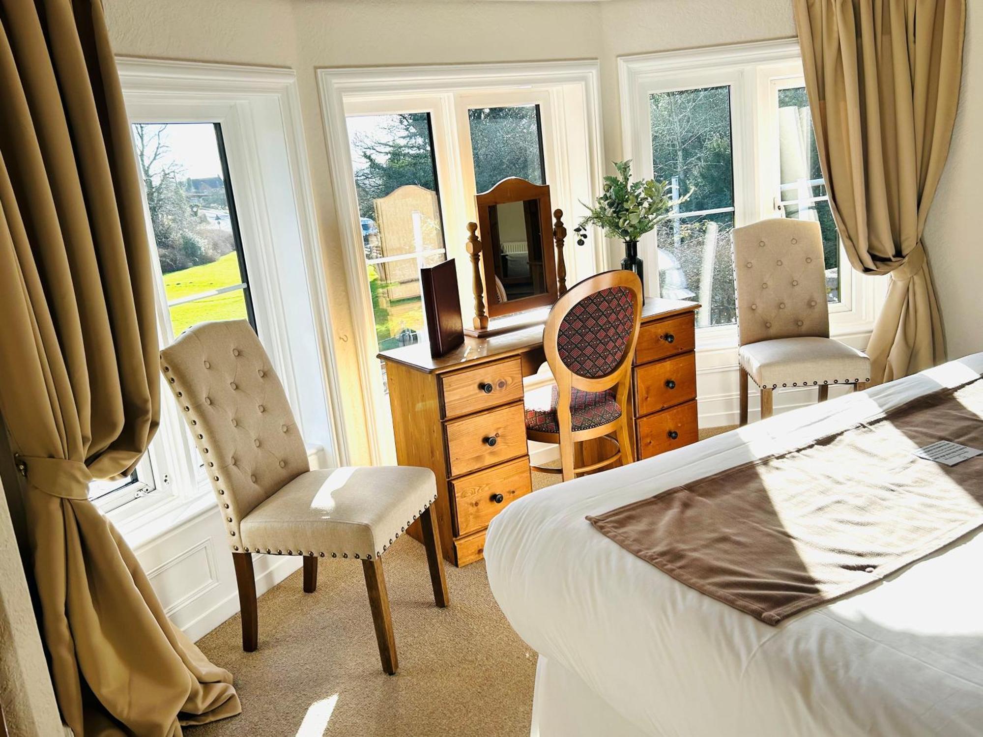 The Bentley Brook Inn Ашбърн Екстериор снимка