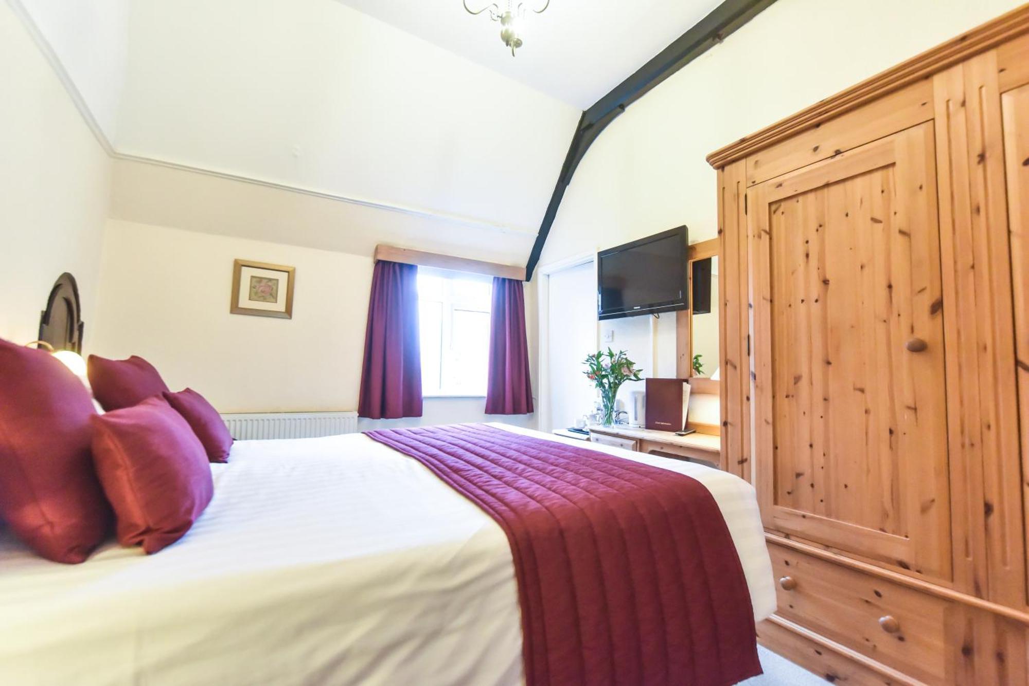 The Bentley Brook Inn Ашбърн Екстериор снимка